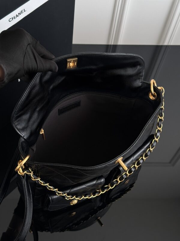 CHANEL - Image 2