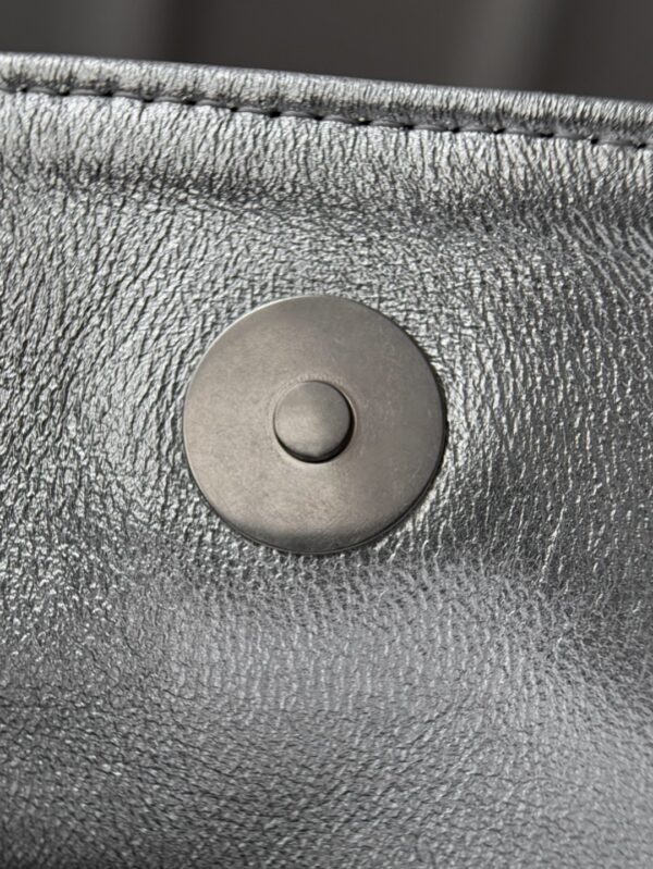 CHANEL - Image 6