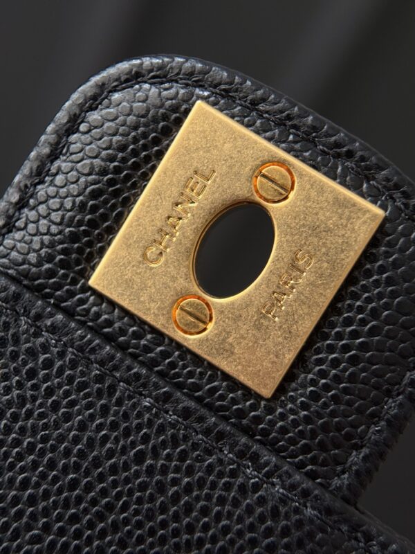CHANEL - Image 6