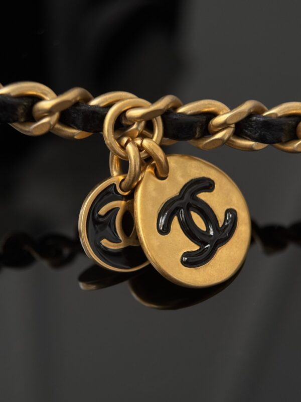 CHANEL - Image 3