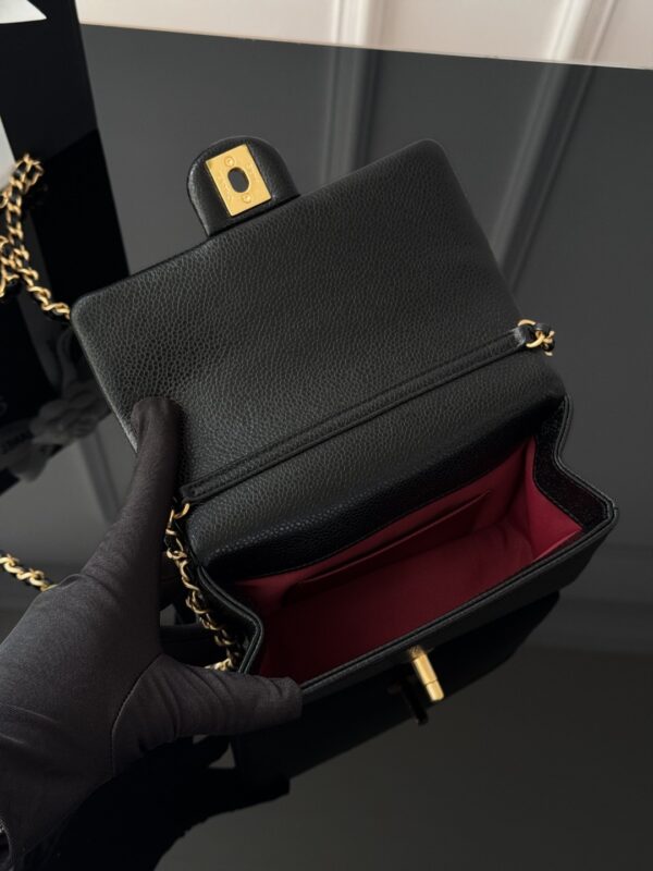 CHANEL - Image 9