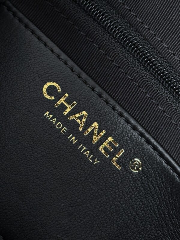 CHANEL - Image 6