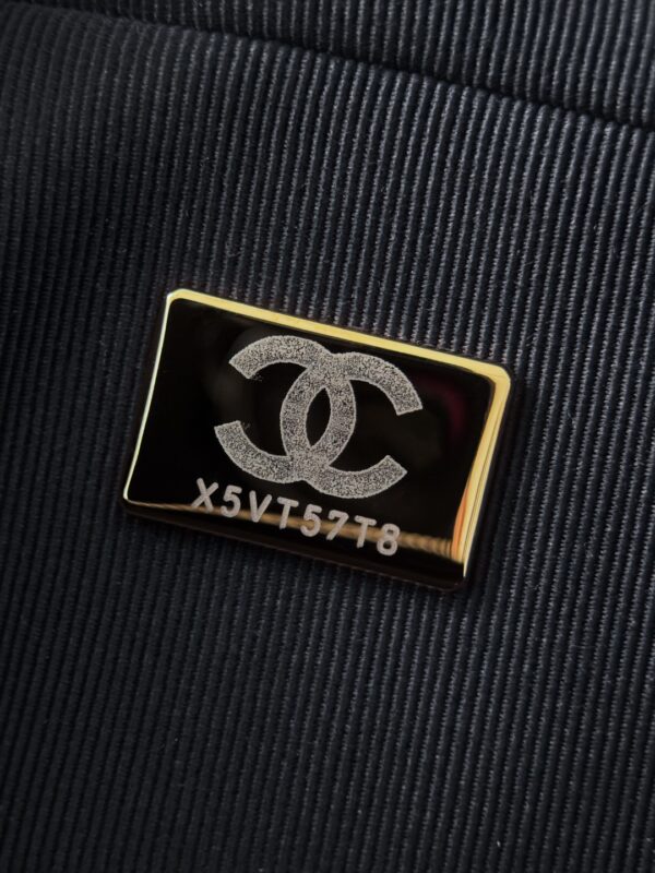 CHANEL - Image 7
