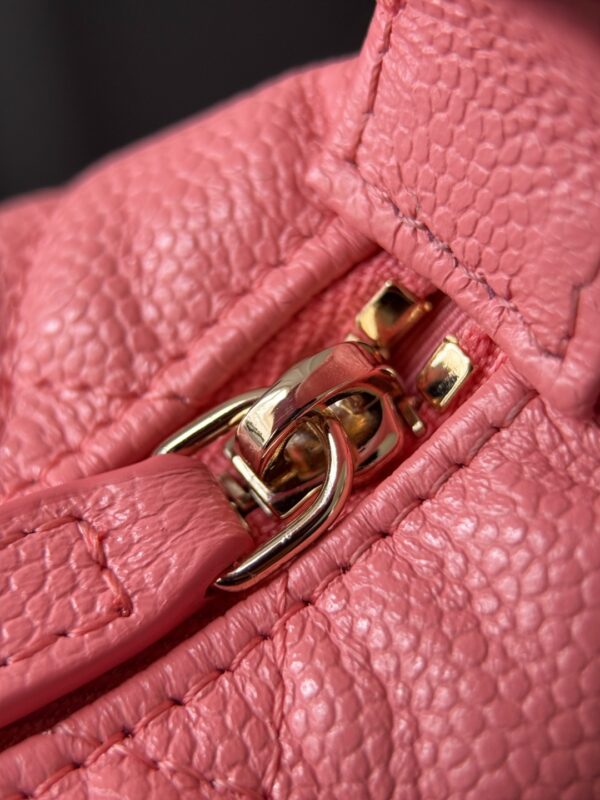 CHANEL - Image 6