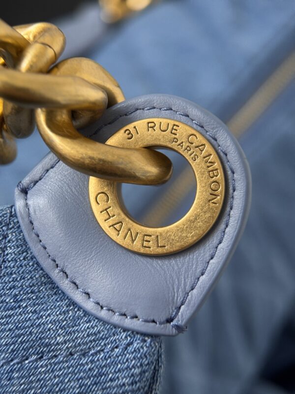 CHANEL - Image 3