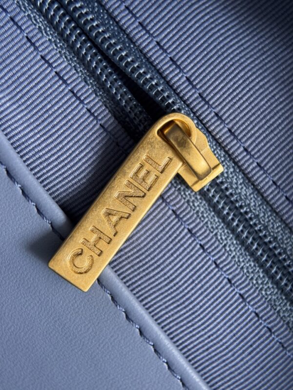 CHANEL - Image 5