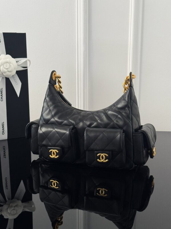 CHANEL - Image 10