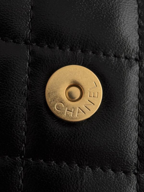CHANEL - Image 6