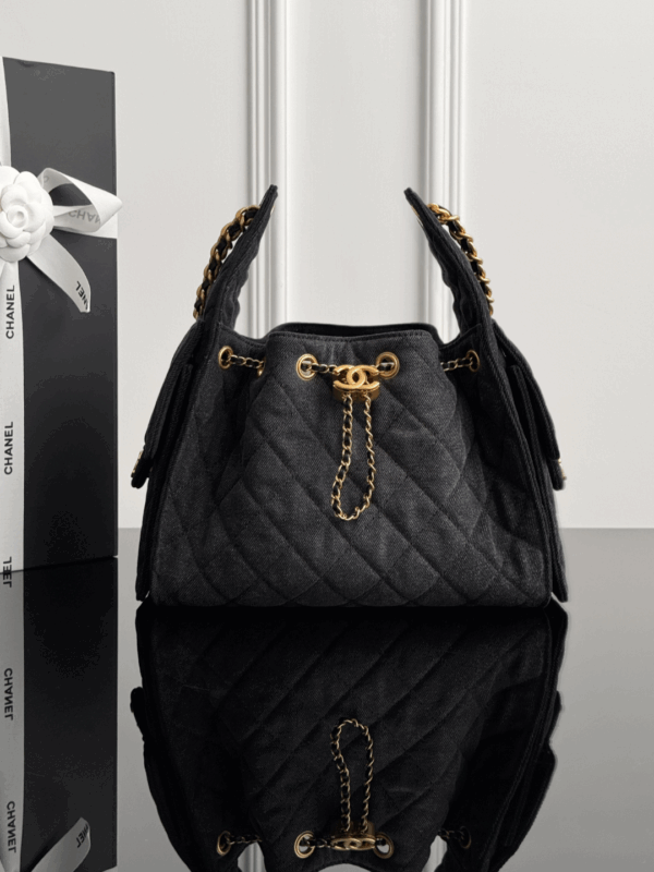 CHANEL - Image 10