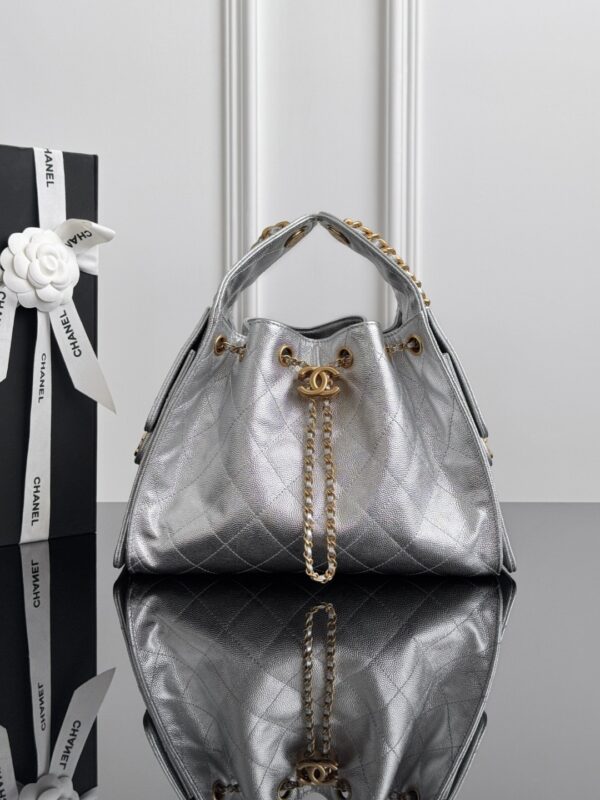 CHANEL - Image 10