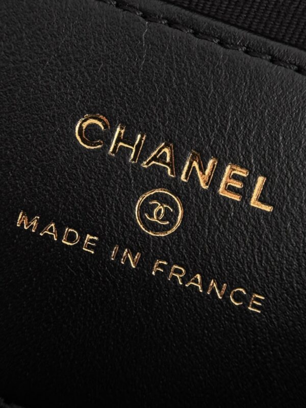 CHANEL - Image 6