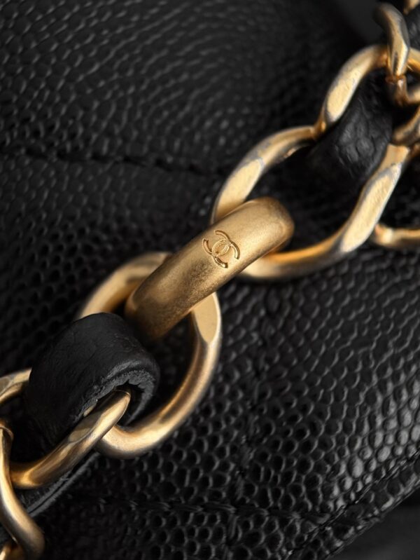 CHANEL - Image 7