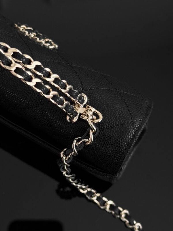 CHANEL - Image 6