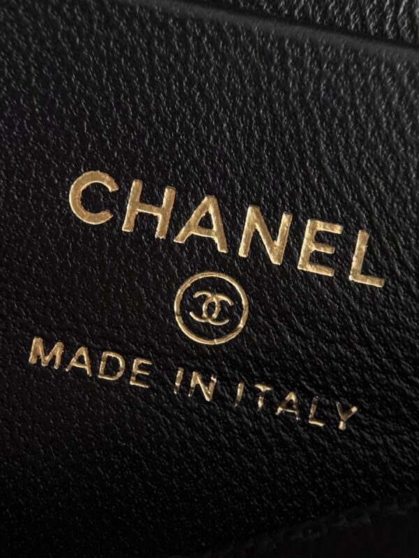 CHANEL - Image 7