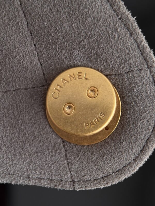CHANEL - Image 4