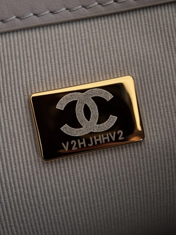 CHANEL - Image 6