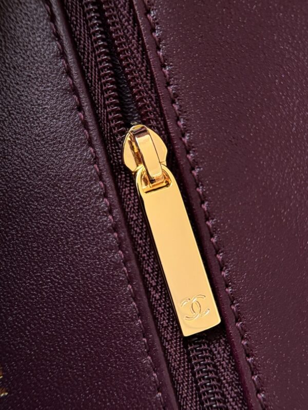 CHANEL - Image 4