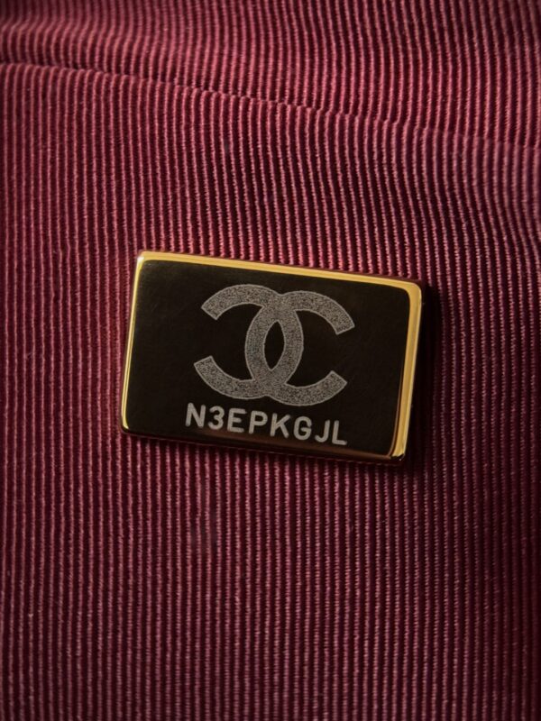 CHANEL - Image 6