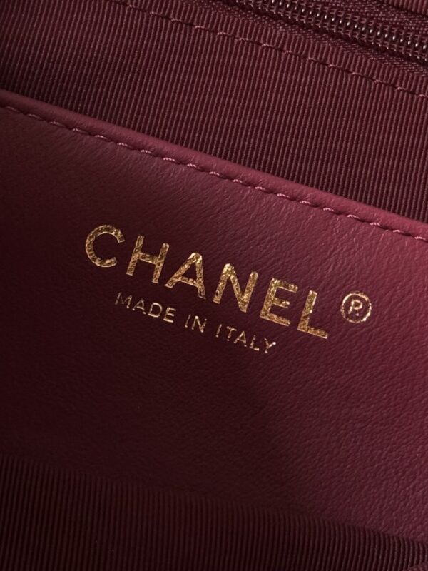 CHANEL - Image 7