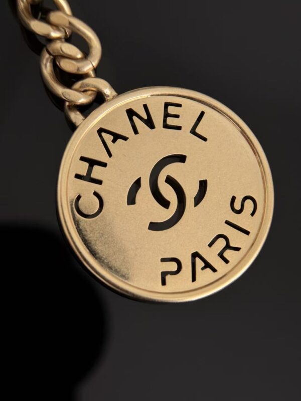 Chanel - Image 9