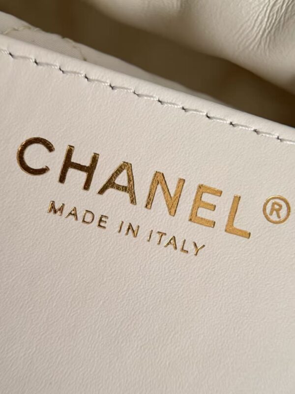 Chanel - Image 8