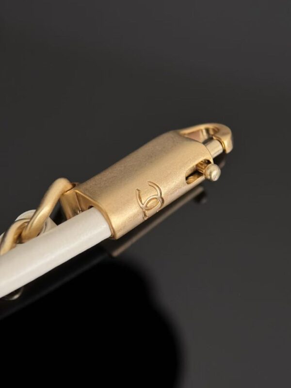 Chanel - Image 7